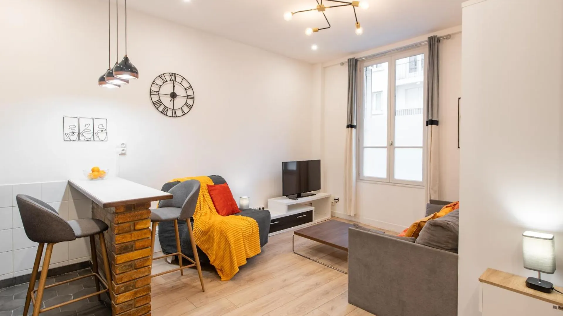 Cozy & Central Fully Equipped Studio 5 Min Walk To Metro, Montparnasse Neighbourhood Париж Франция