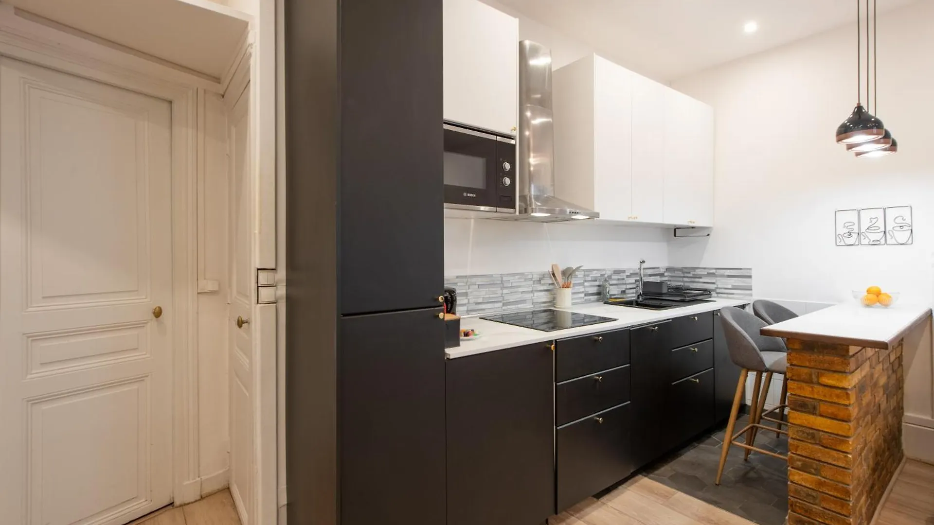 Appartement Cozy & Central Fully Equipped Studio 5 Min Walk To Metro, Montparnasse Neighbourhood Paris France